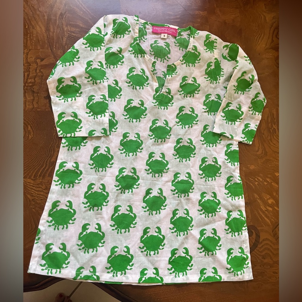 Size small Preppy Girl Palm Beach brand green/ white coverup ! Crab design tunic